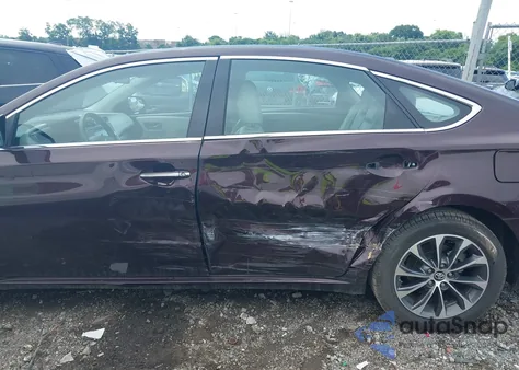 2016 Toyota Avalon Xle z USA, uszkodzony, nr VIN 4T1BK1EB7GU222827